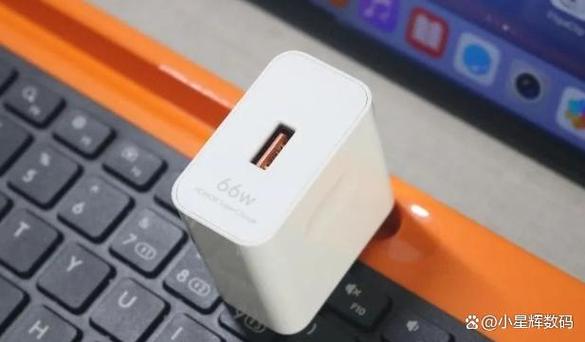 大家好,我是小星輝,一名熱衷于數碼產品的博主